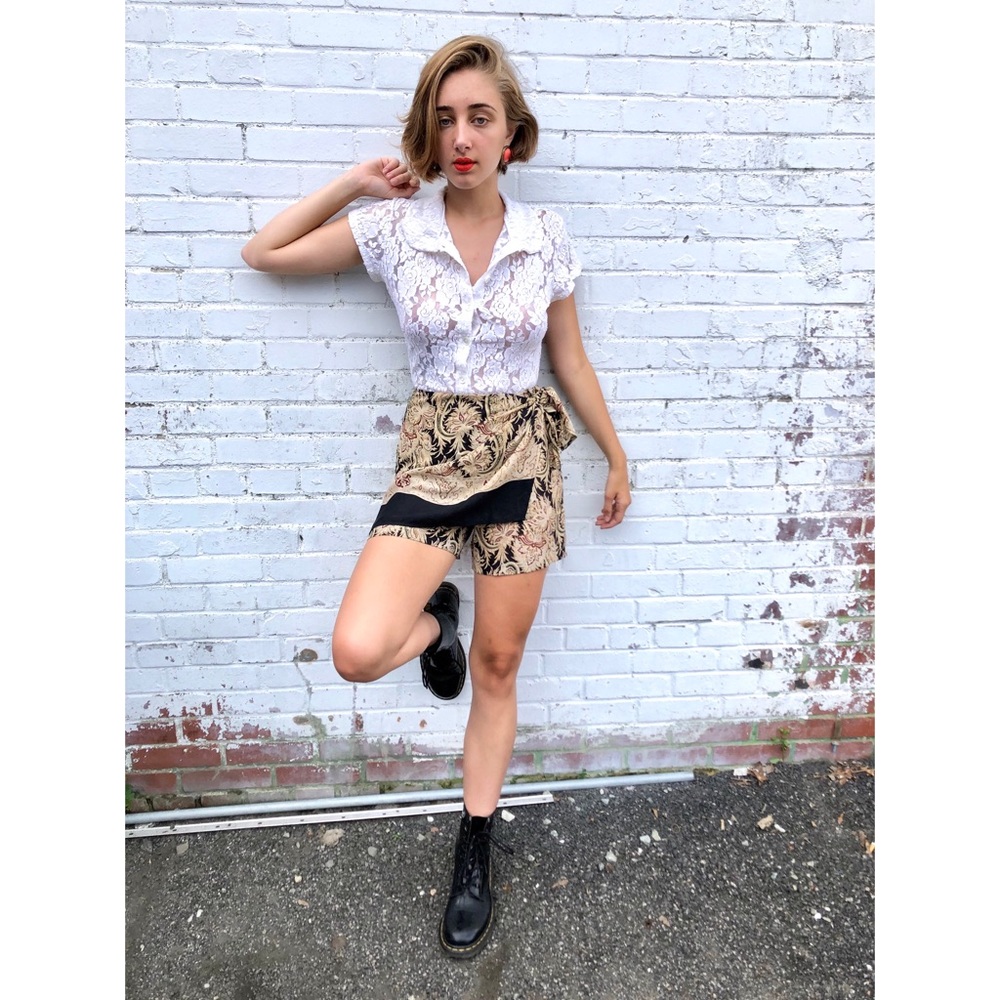 1990s collard lace button up.